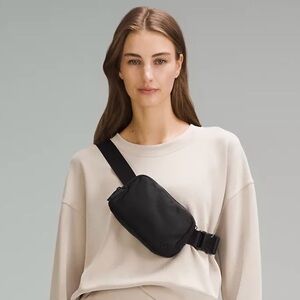 Lululemon Athletica Black Everywhere Belt Bag